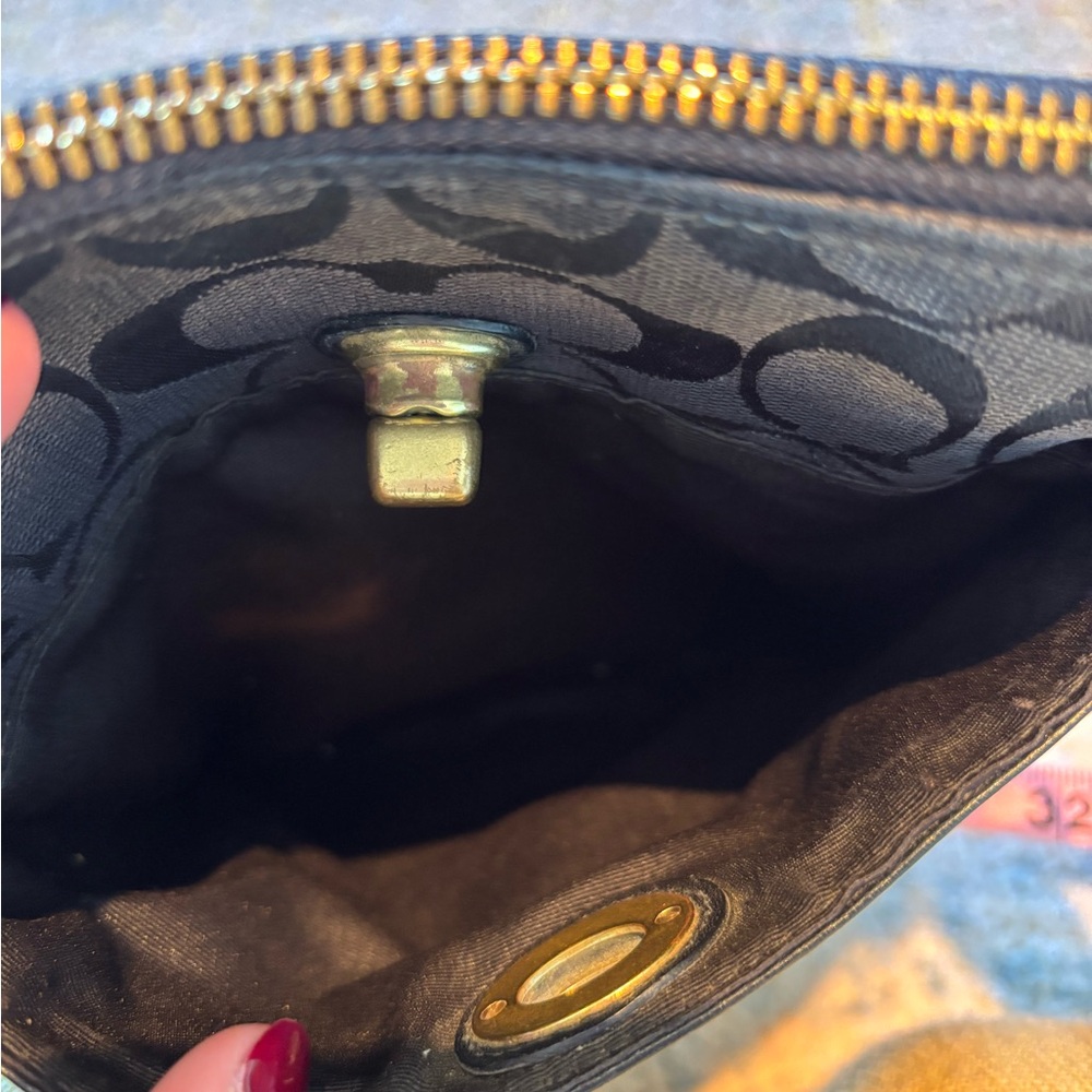 COACH 2010’s C print jacquard Black Crossbody Bag, adjustable strap - Picture 9 of 13